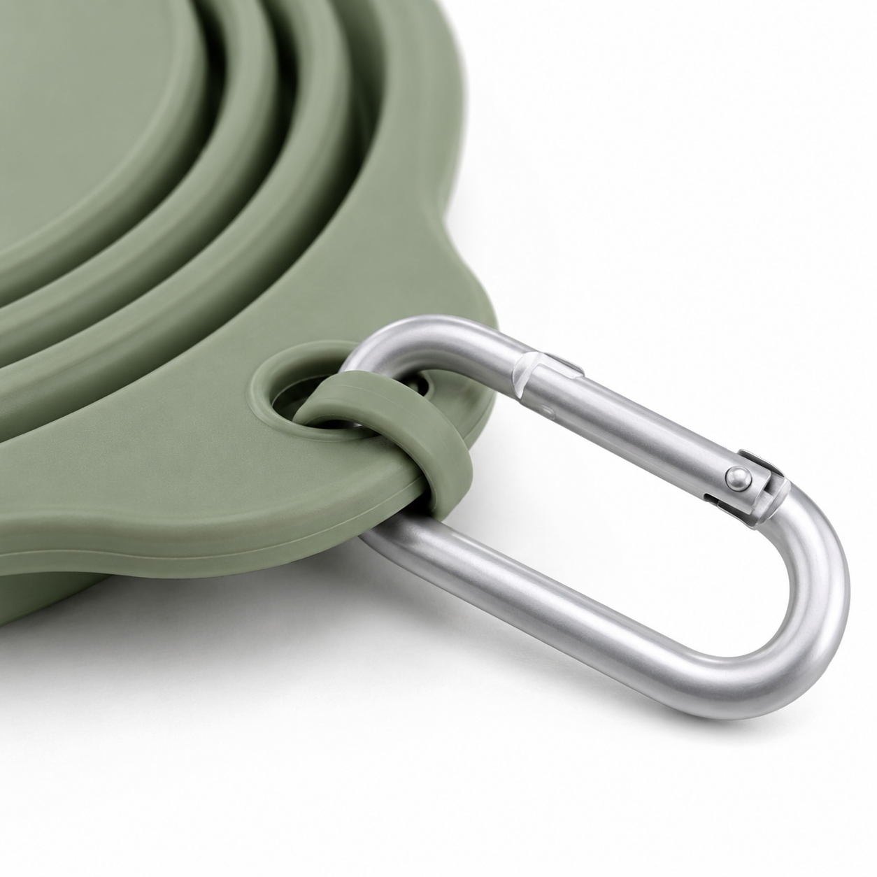 Foldable Silicone Dog Bowl — Clip