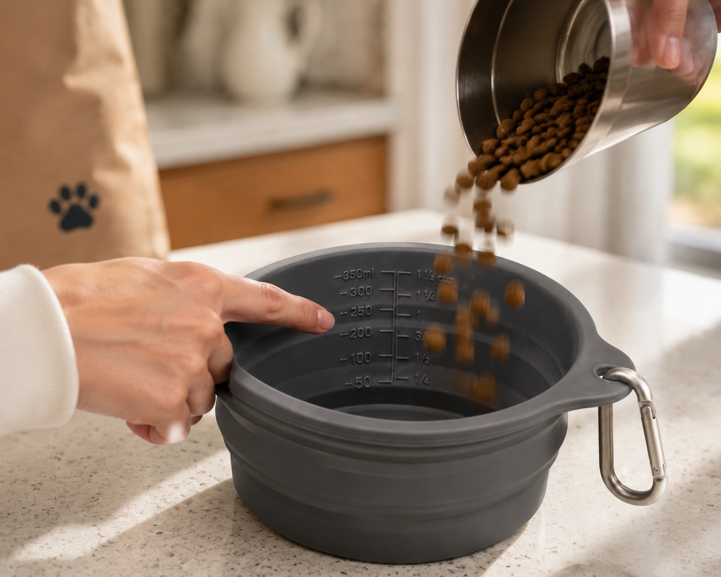 Internal dual-scale markings (ml + cup) — moulded into the silicone, never fades or peels off